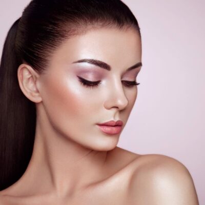 Liquid Glow Illuminator Tinted Prime & Highlighter – Bild 4