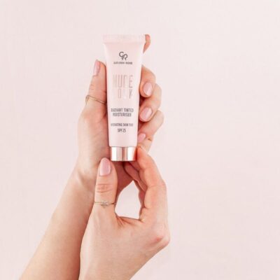 Nude Look Radiant Tinted Moisturizer – Bild 2
